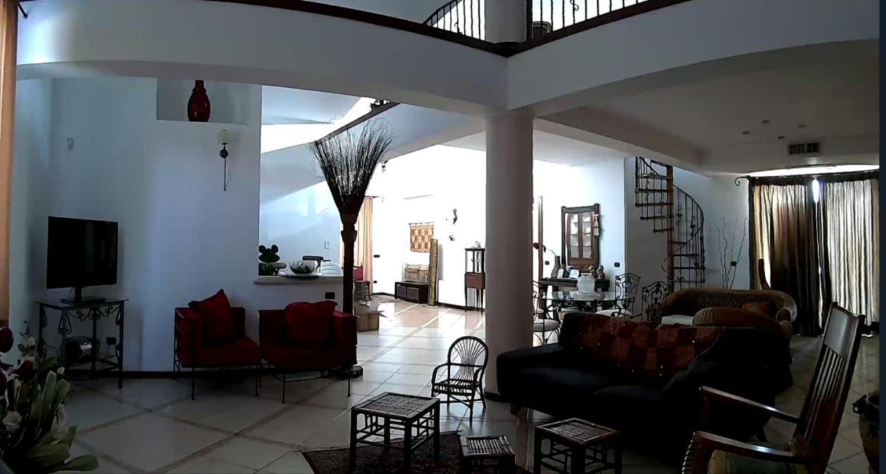 Casa Sbrizza Ferienhaus Rosolini