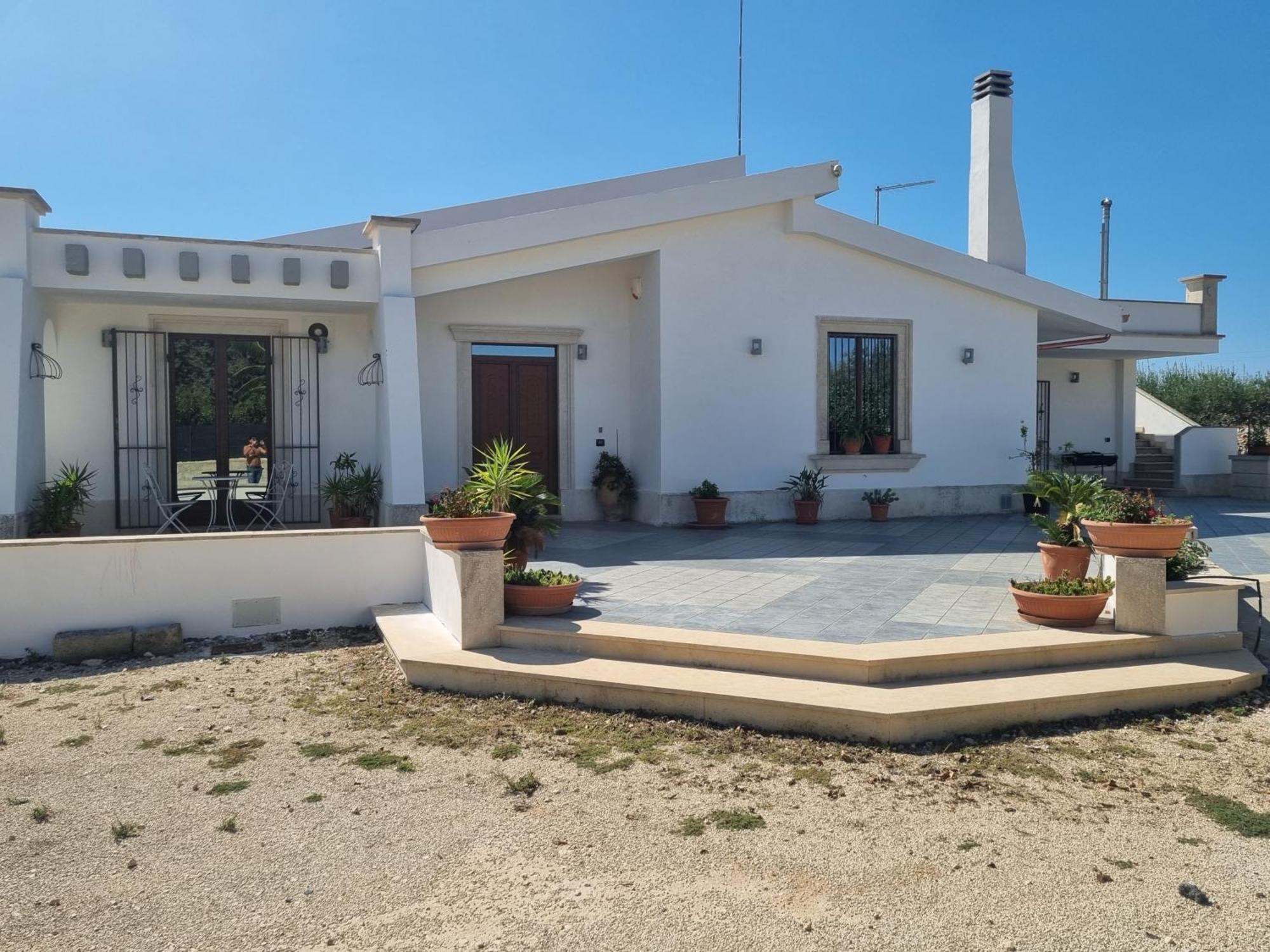 Casa Sbrizza Holiday home *